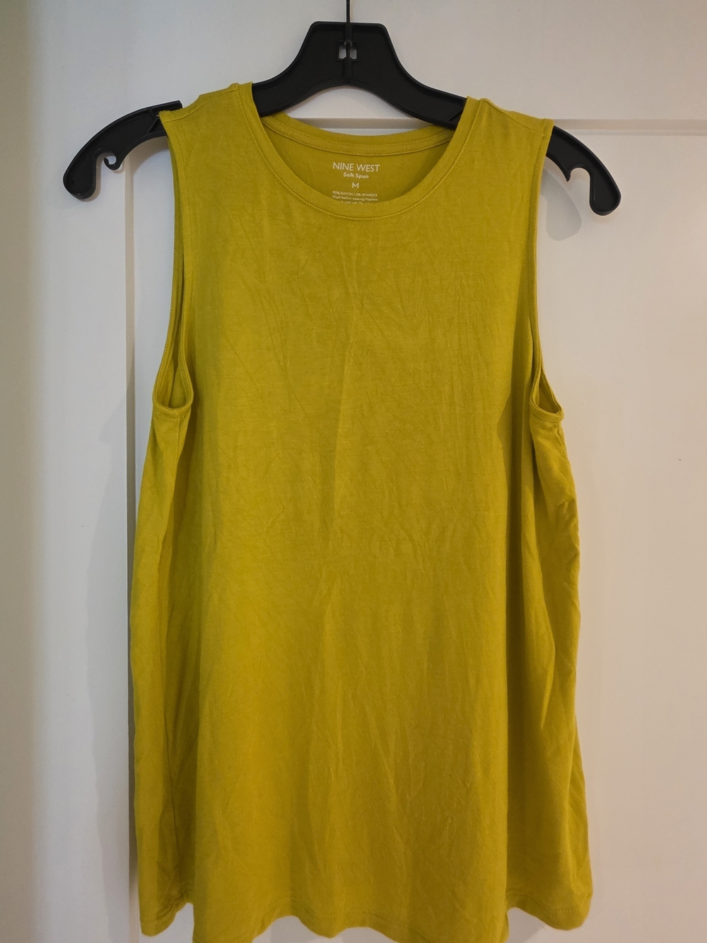 Nine West Women’s Lime Sleeveless Tank Top